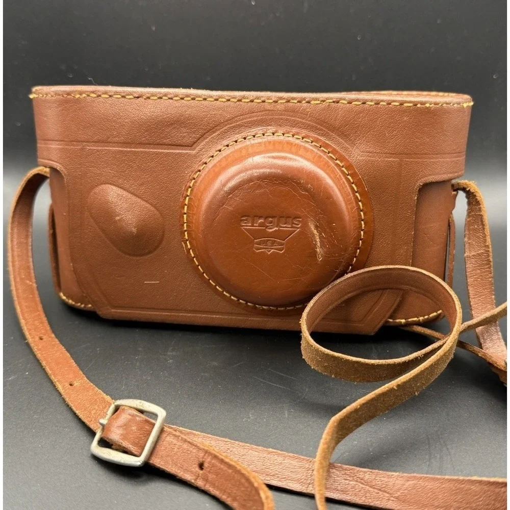 Vintage Argus C3 Leather Camera Case Ever Ready Adjust Shoulder Strap MCM GUC